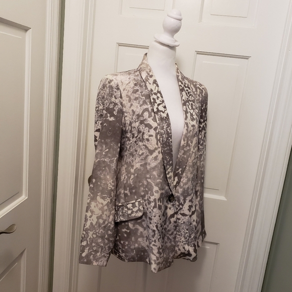 Truth And Pride Animal Print Silk Blazer Size Medium, Stylish, Business Casual - Picture 6 of 12